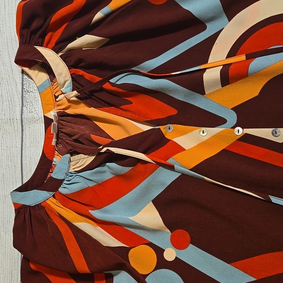 August Sky Geometric Balloon Sleeve Button-Front Blouse Multicolor Size M - Picture 3 of 10